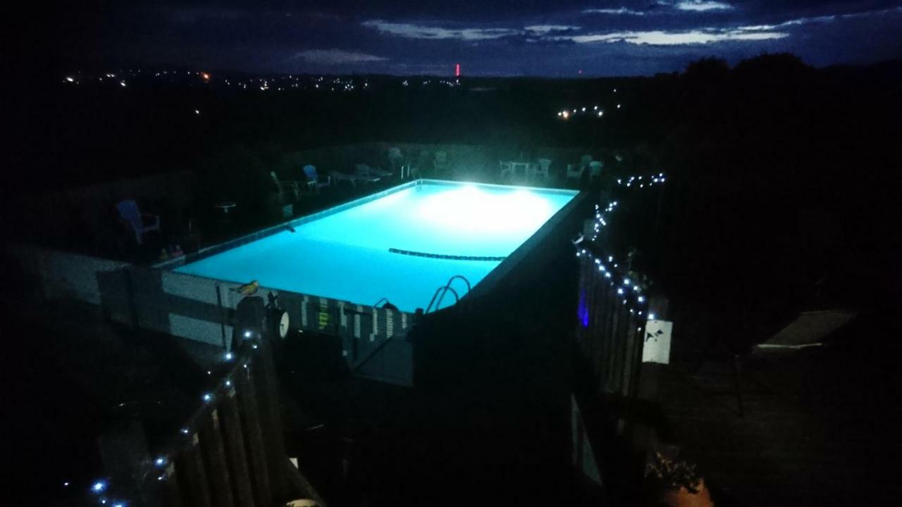 Sandown Manor Luaran gambar